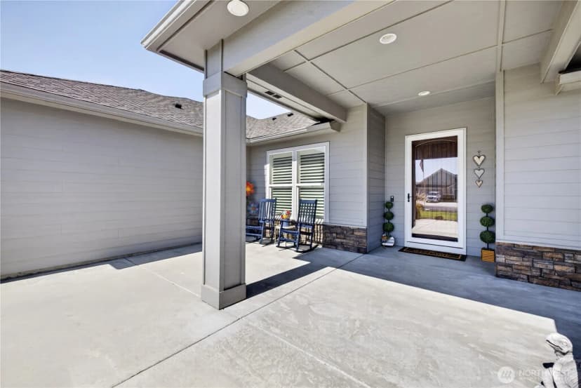 Property photo for 84906 E Wallowa Road, Kennewick photo 3