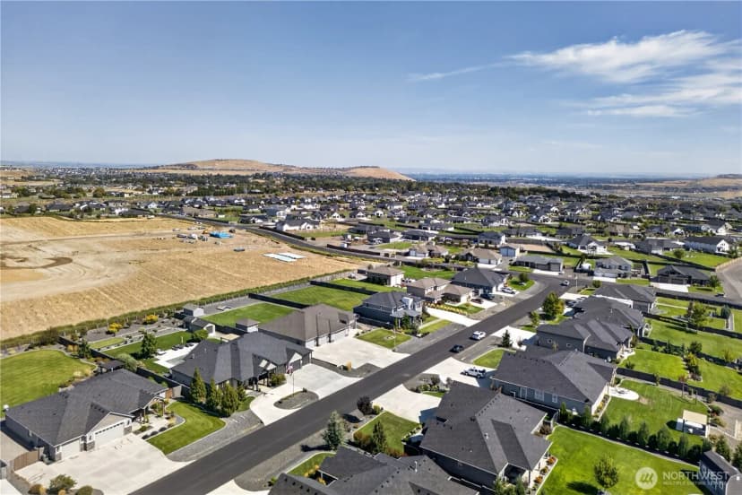 Property photo for 84906 E Wallowa Road, Kennewick photo 40