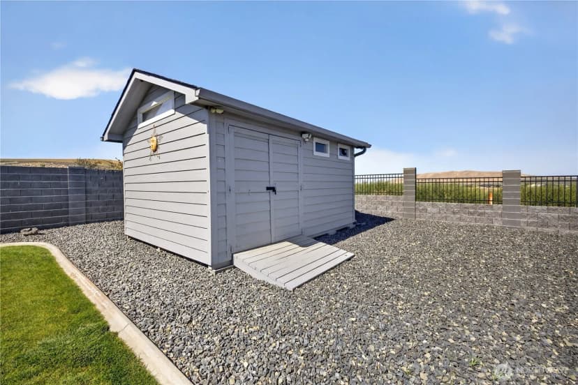 Property photo for 84906 E Wallowa Road, Kennewick photo 37