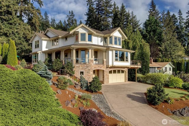 Property photo for 514 205th Avenue Ne, Sammamish photo 2
