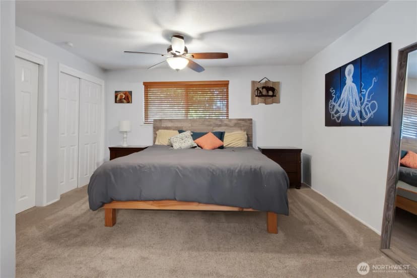 Property photo for 11013 Lundstrom Drive Sw, Lakewood photo 13