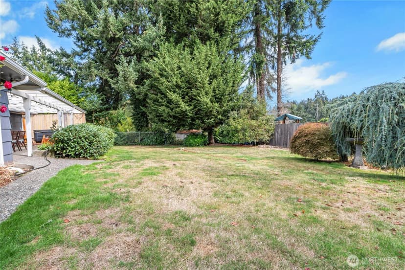 Property photo for 11013 Lundstrom Drive Sw, Lakewood photo 25