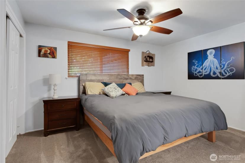 Property photo for 11013 Lundstrom Drive Sw, Lakewood photo 12