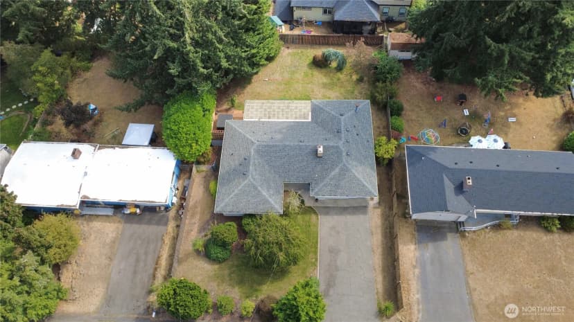 Property photo for 11013 Lundstrom Drive Sw, Lakewood photo 29