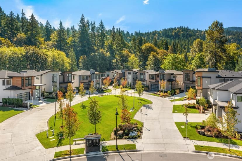 Property photo for 21013 Se 80th Street, Issaquah photo 8
