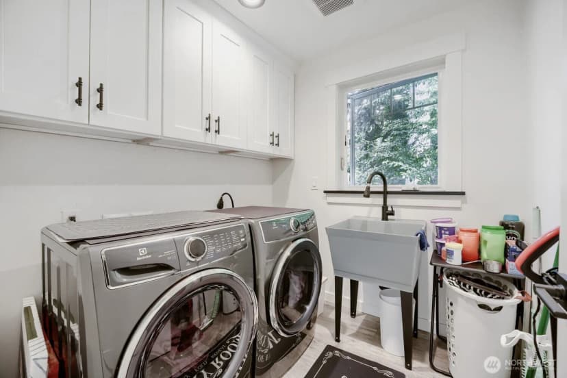 Property photo for 10410 Issaquah Hobart Road Se, Issaquah photo 15