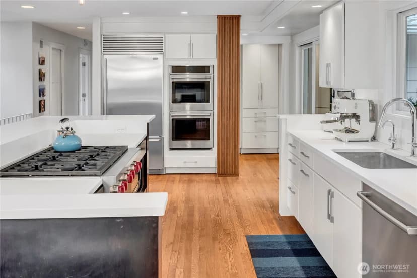 Property photo for 4140 Boulevard Place, Mercer Island photo 16