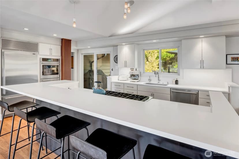 Property photo for 4140 Boulevard Place, Mercer Island photo 15