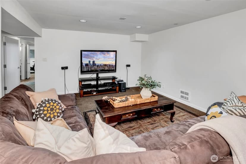 Property photo for 4140 Boulevard Place, Mercer Island photo 31