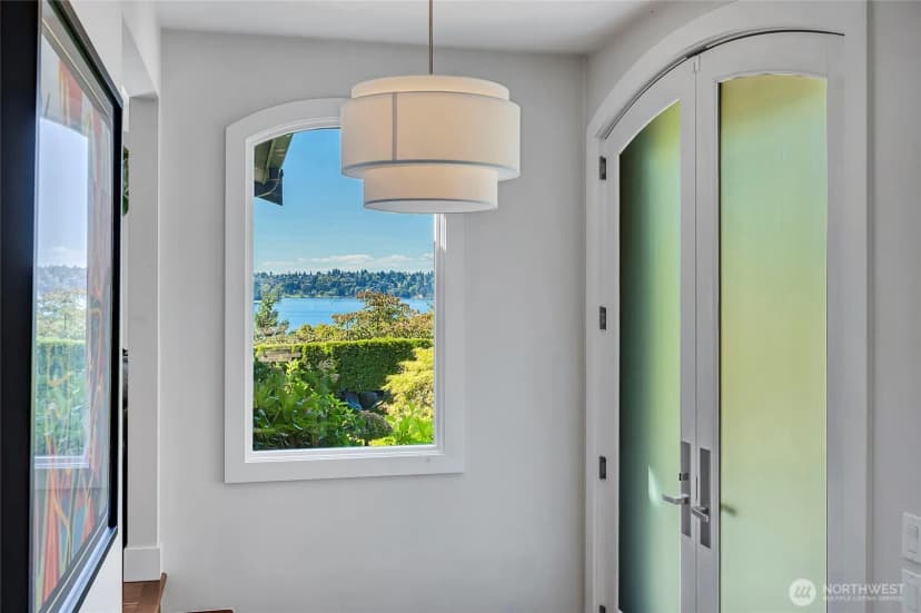 Property photo for 4140 Boulevard Place, Mercer Island photo 8