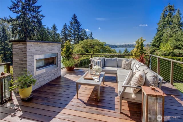 Property photo for 4140 Boulevard Place, Mercer Island photo 2