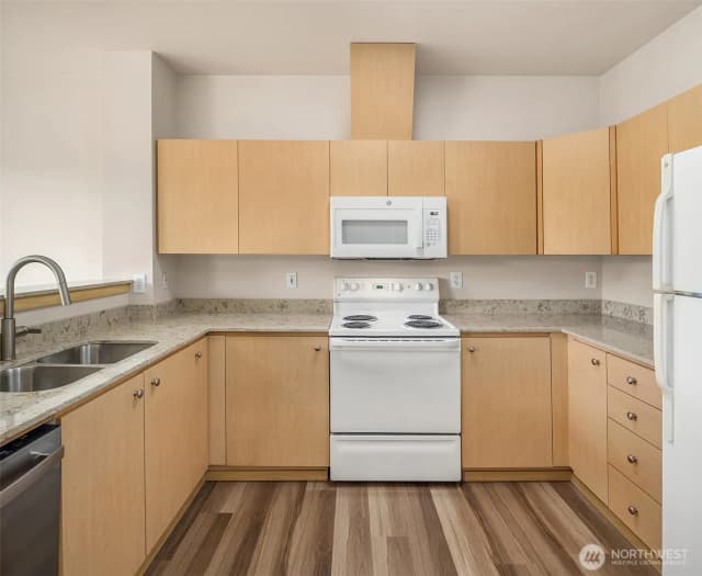 Property photo for 14615 1st Lane Ne #g, Duvall photo 4