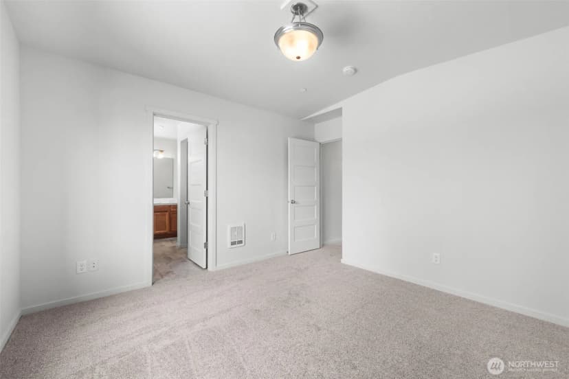 Property photo for 7238 42nd Place Ne, Marysville photo 16