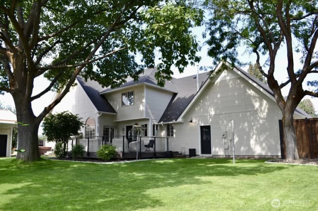 Property photo for 1022 E Capitol Avenue, Ellensburg photo 3