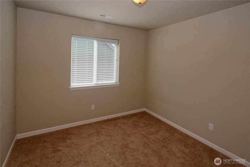 Property photo for 9952 Justman Street Se, Yelm photo 11