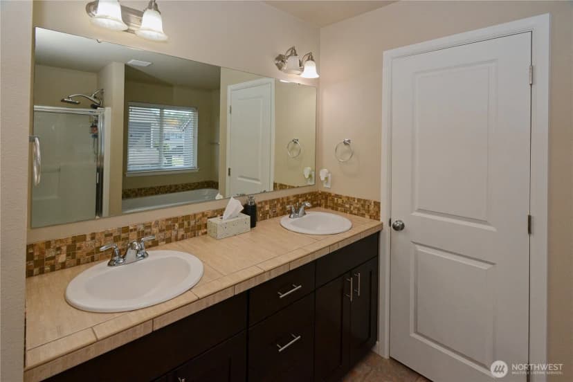 Property photo for 9952 Justman Street Se, Yelm photo 19