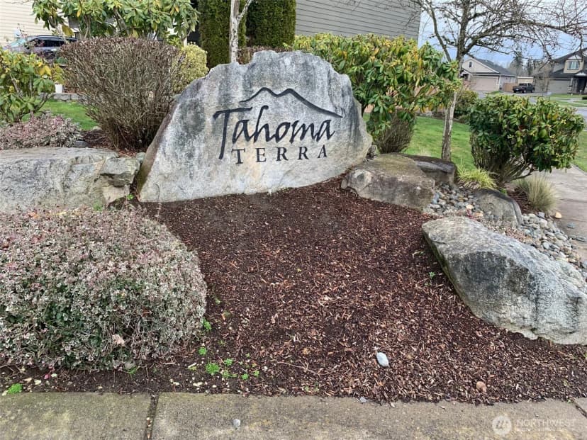 Property photo for 9952 Justman Street Se, Yelm photo 25