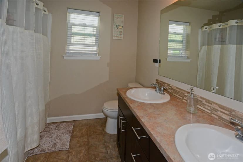 Property photo for 9952 Justman Street Se, Yelm photo 14
