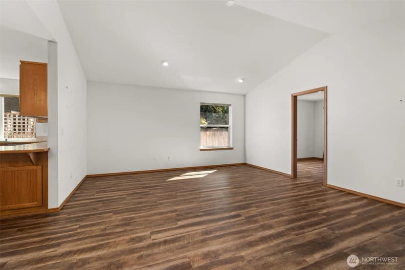 Property photo for 2592 Kristine Court, Centralia photo 8