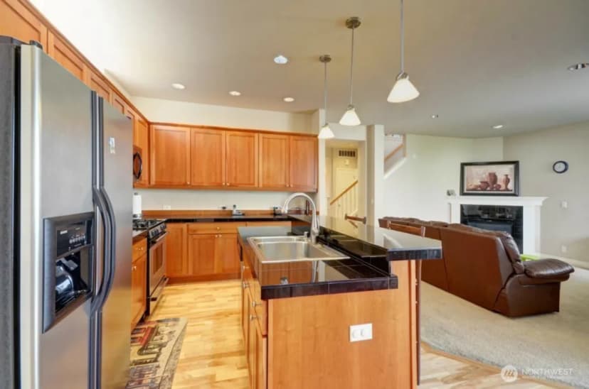 Property photo for 19130 Ne 65th Way, Redmond photo 17