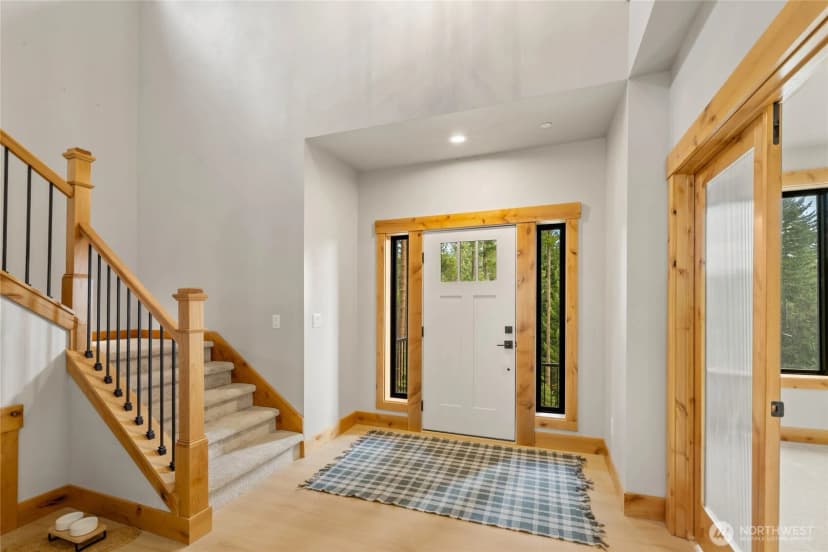 Property photo for 660 Stone Ridge Drive, Cle Elum photo 3