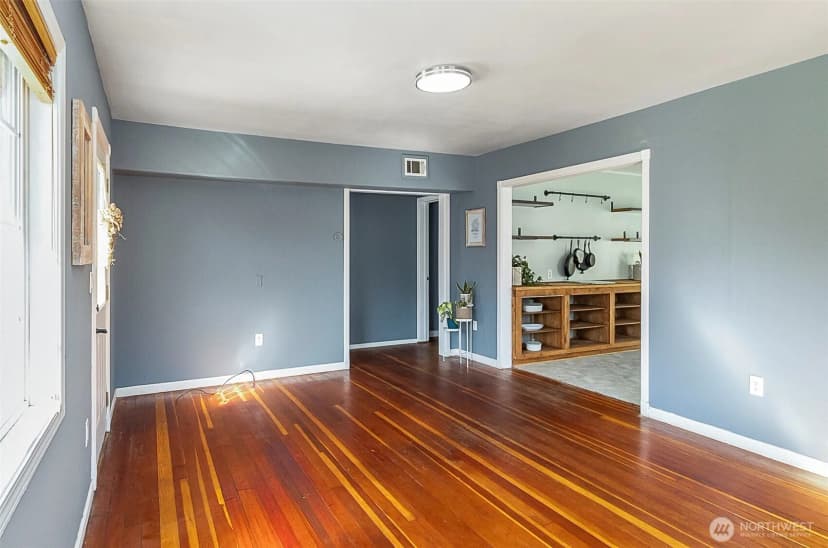Property photo for 410 Burrows Lane, Sedro Woolley photo 8