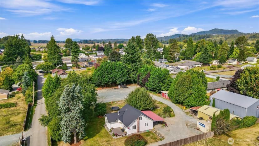 Property photo for 410 Burrows Lane, Sedro Woolley