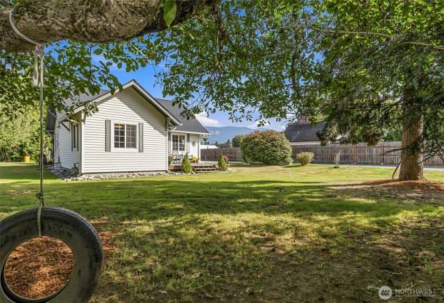 Property photo for 410 Burrows Lane, Sedro Woolley photo 4