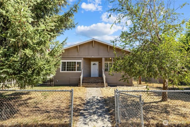Property photo for 402 S Pearl Street, Ellensburg