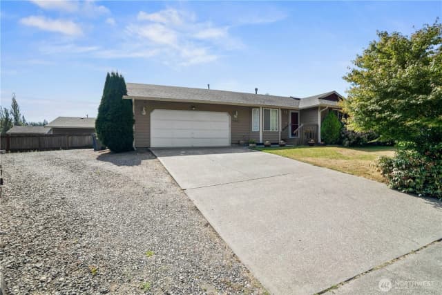 Property photo for 13002 17th Street Se, Lake Stevens photo 2