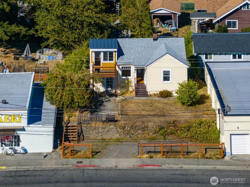 Property photo for 2710 15th Street, Bremerton photo 22