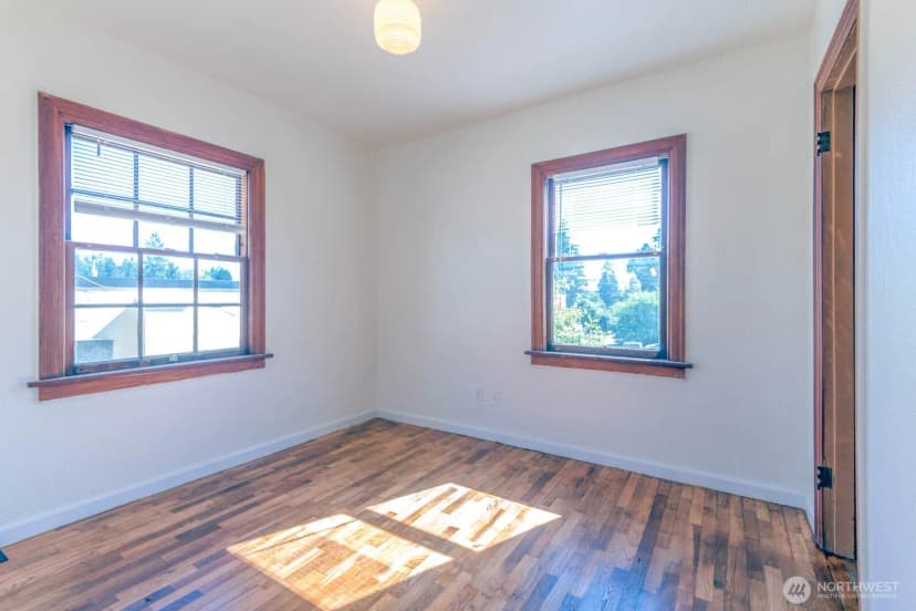 Property photo for 2710 15th Street, Bremerton photo 16