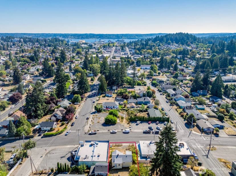 Property photo for 2710 15th Street, Bremerton photo 19