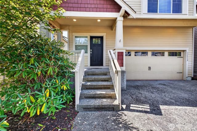 Property photo for 17512 93rd Avenue Ct E, Puyallup photo 3