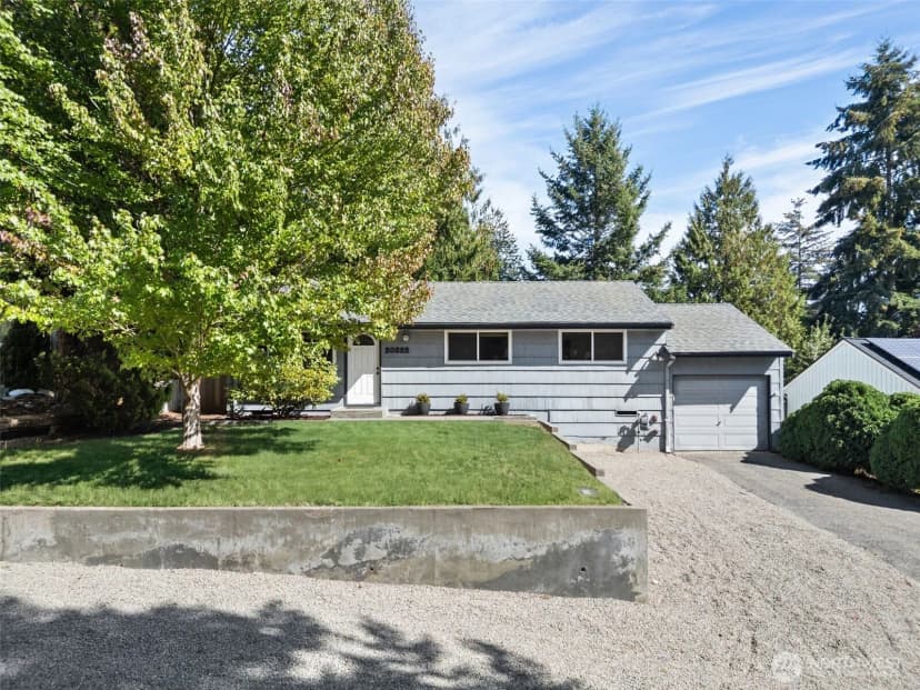 Property photo for 20322 21st Avenue Ne, Mountlake Terrace photo 31