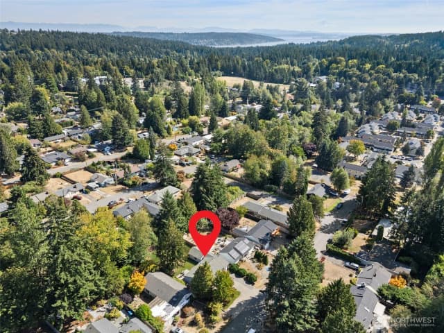 Property photo for 20322 21st Avenue Ne, Mountlake Terrace photo 3