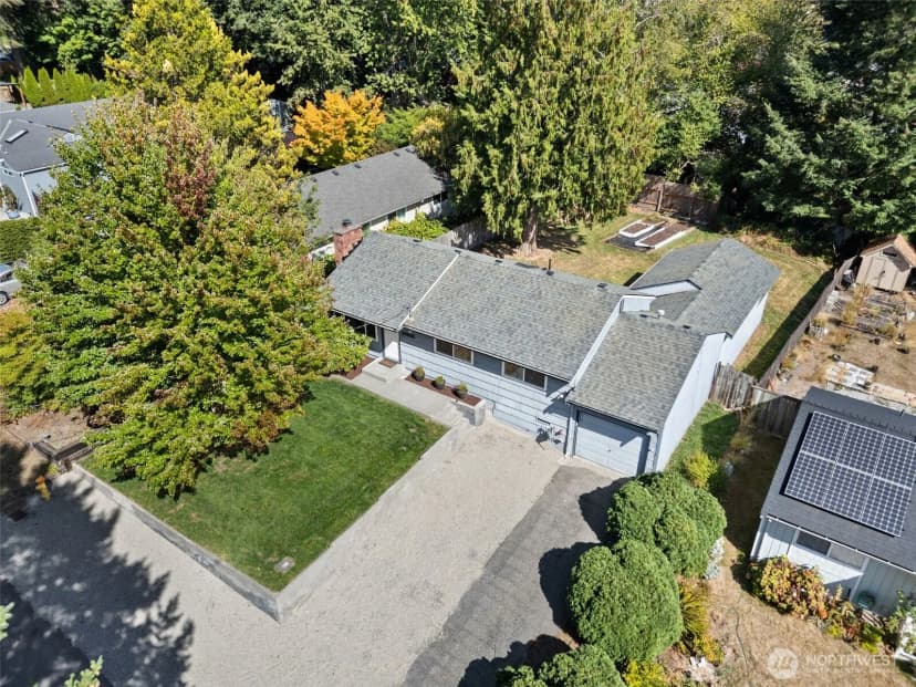 Property photo for 20322 21st Avenue Ne, Mountlake Terrace photo 28