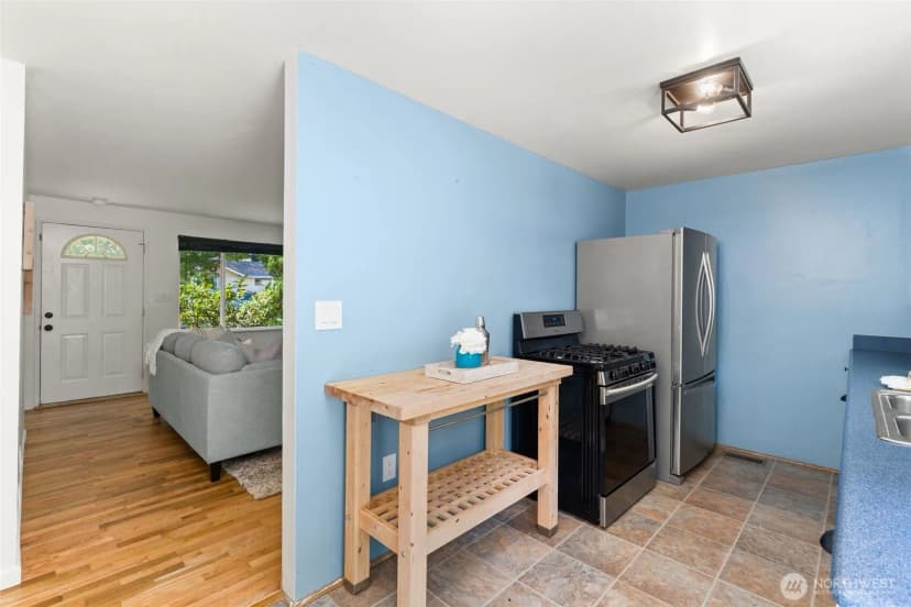 Property photo for 20322 21st Avenue Ne, Mountlake Terrace photo 10