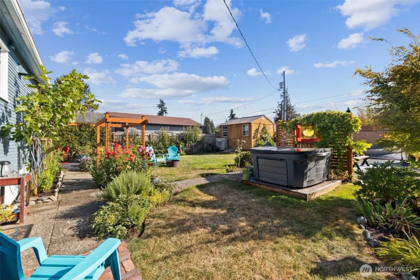 Property photo for 1214 E Columbia Street, Port Angeles photo 32