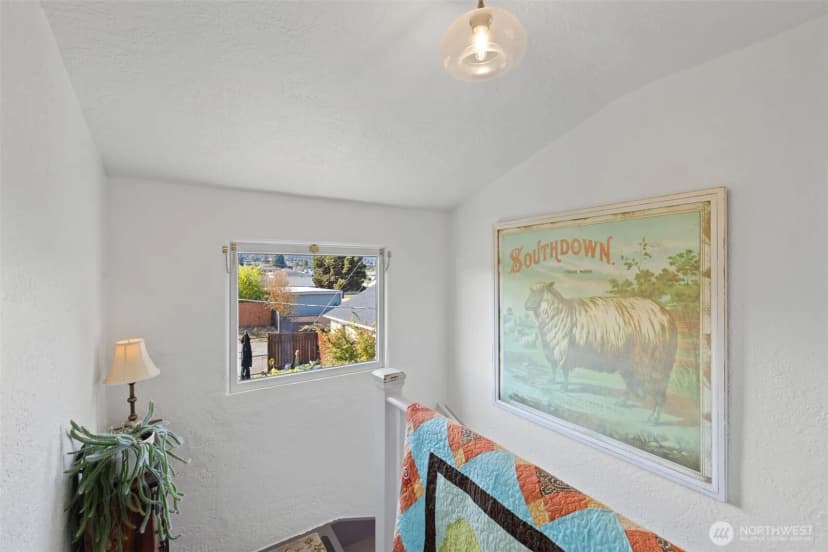 Property photo for 1214 E Columbia Street, Port Angeles photo 20