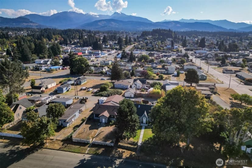 Property photo for 1214 E Columbia Street, Port Angeles photo 40