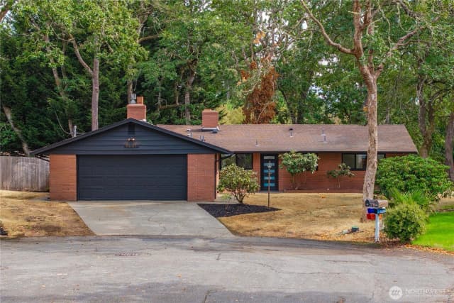 Property photo for 7601 64th Avenue W, Lakewood