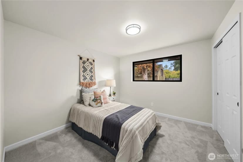 Property photo for 7601 64th Avenue W, Lakewood photo 17