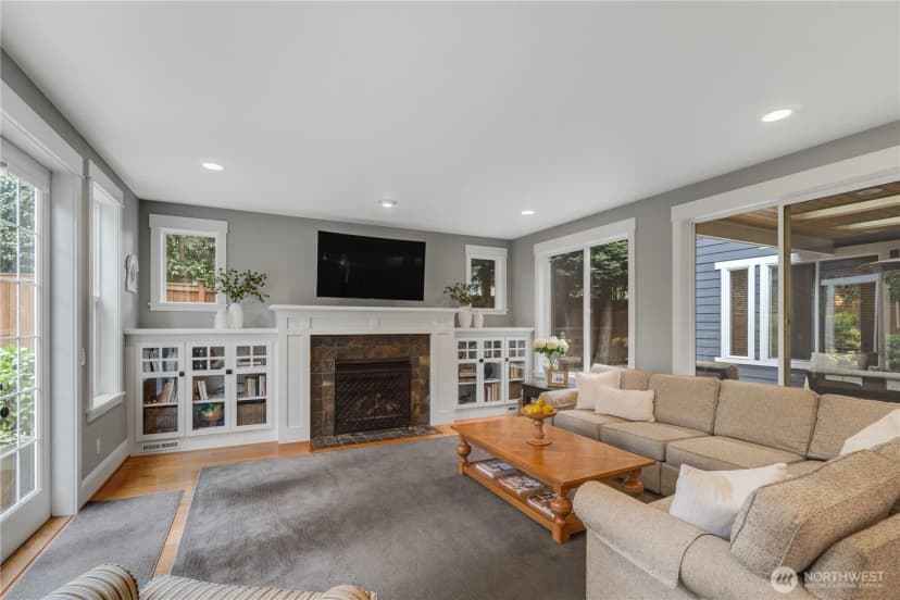 Property photo for 12614 Ne 140th Street, Kirkland photo 6