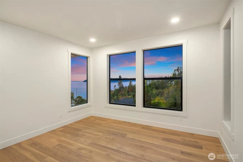 Property photo for 7126 Picnic Place, Edmonds photo 17