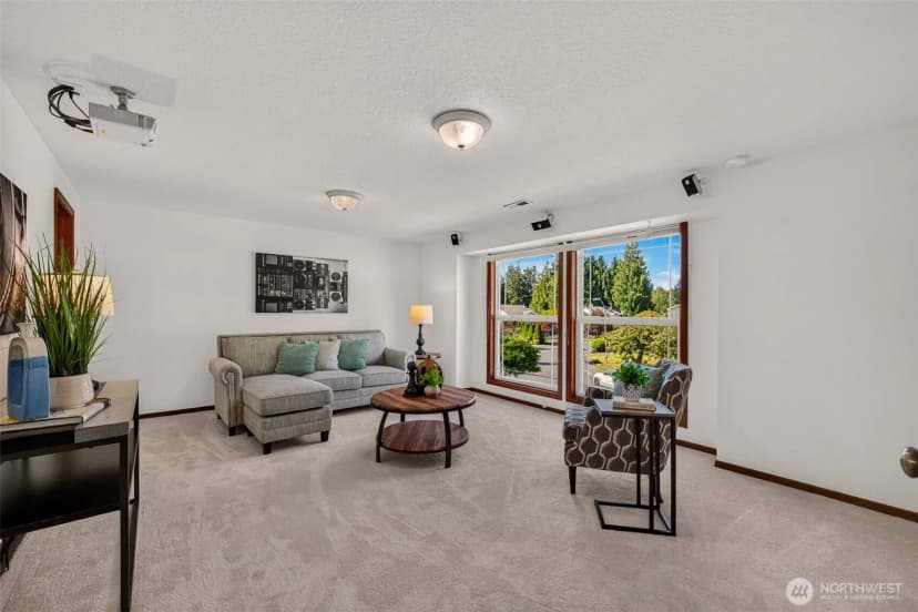 Property photo for 13712 176th Avenue Ne, Redmond photo 17