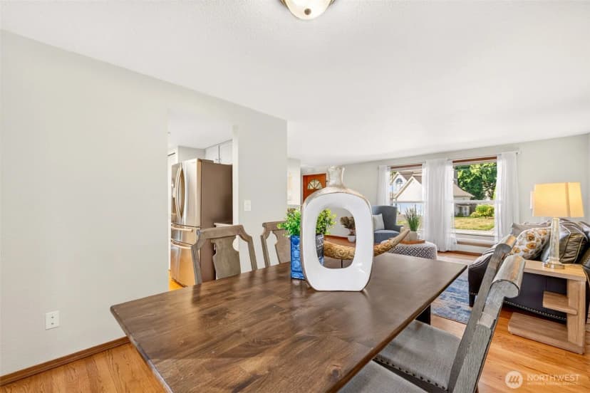 Property photo for 13712 176th Avenue Ne, Redmond photo 9