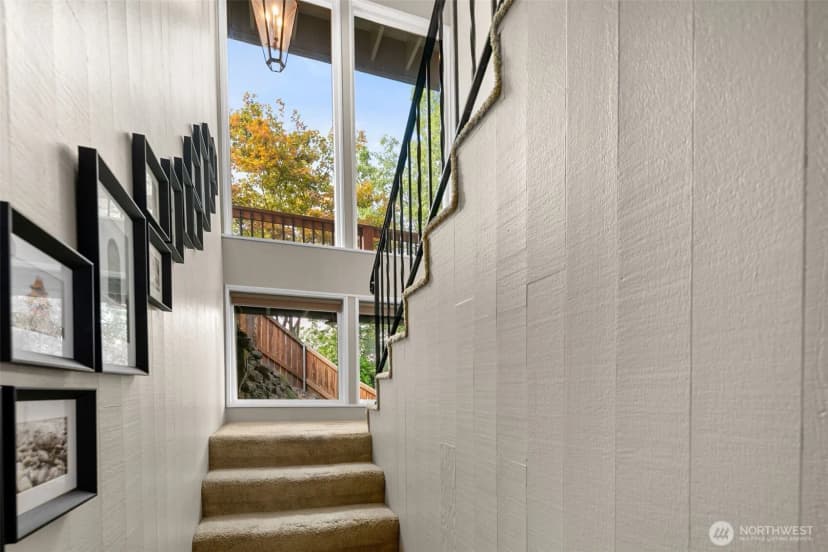 Property photo for 2020 Overlook Drive, Wenatchee photo 19
