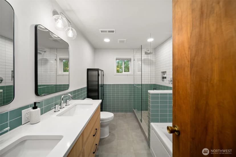 Property photo for 2020 Overlook Drive, Wenatchee photo 25
