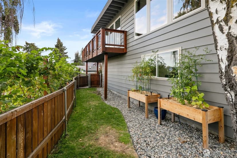 Property photo for 2020 Overlook Drive, Wenatchee photo 36